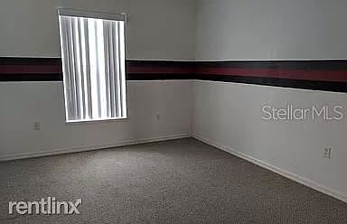 5th image of 7602R Park Hill Ave