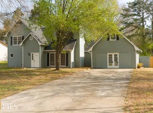 2412 Chauncey Ln SW, Marietta, GA 30064