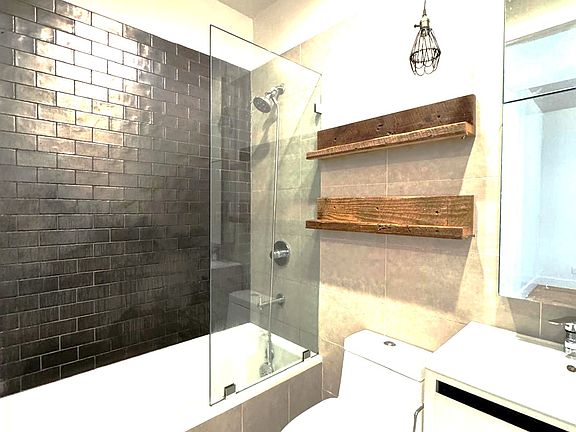 5th image of 1627 Pacific St APT 2A