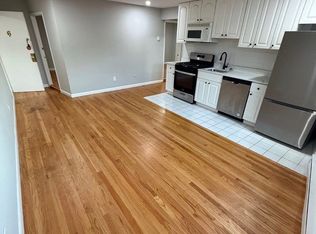 83 Haven St #6F, Reading, MA 01867