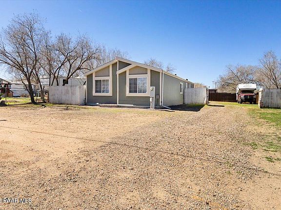 2nd image of 1526 Del Rio Dr