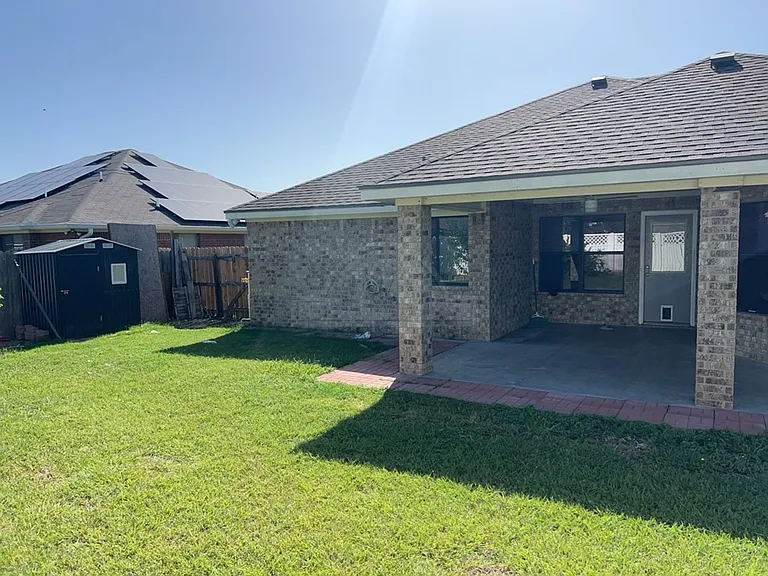 2509 Lavender Ln — Photo 17