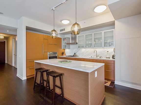 4th image of 301 Mission St APT 28B