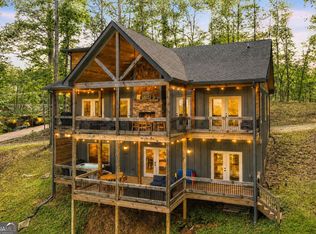 518 Mango Ln, Ellijay, GA 30540