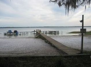 13122 E Highway 25 APT 11, Ocklawaha, FL 32179