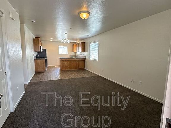 2nd image of 2238 W Lark Ave