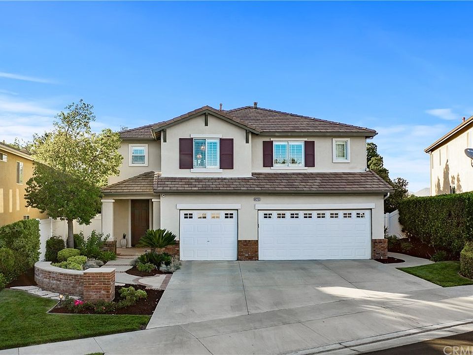 1st image of 42753 Oak View Pl