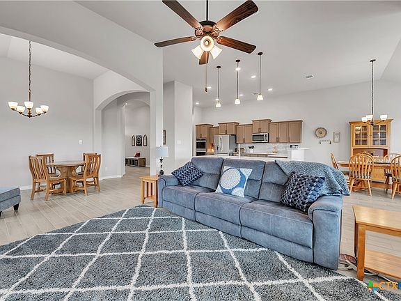 4th image of 5826 Saint Charles Dr