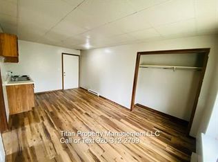 1002 Oregon Street, Oshkosh, WI 54902