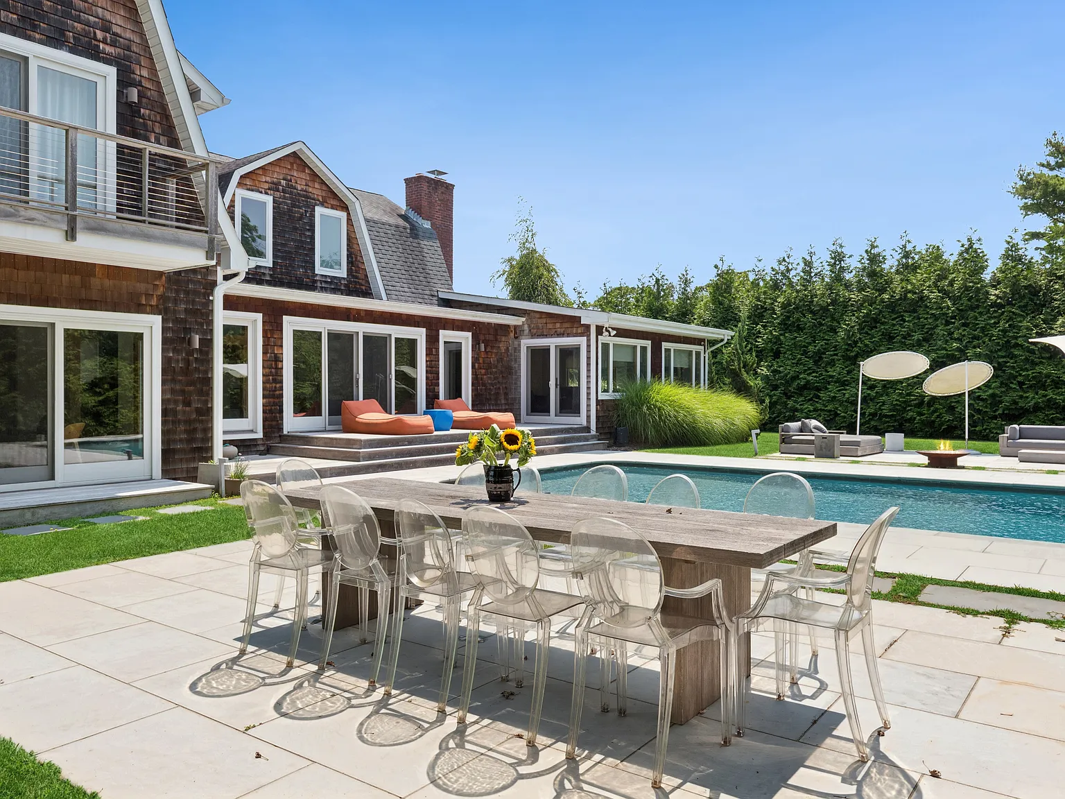 Ultra Chic Westhampton South With Pool and Dock Luxe Living — Photo 4