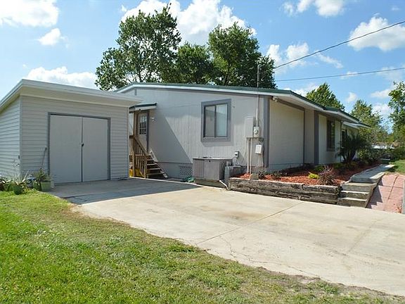 4th image of 3834 Lake Ellen Dr