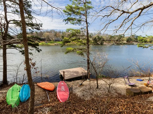 17 Devizis Dr, Bella Vista, AR 72714