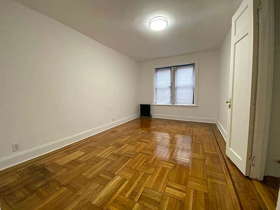 5th image of 417 Ocean Ave APT A7