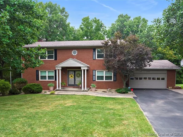 2046 Ridgewood Drive, Madison, IN 47250