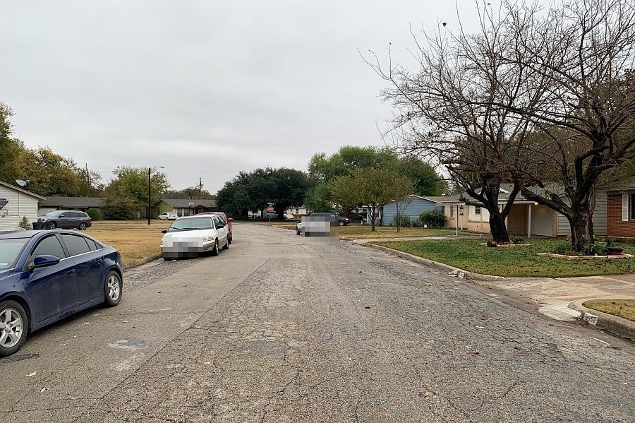 2nd image of 3953 Woodlane Ave