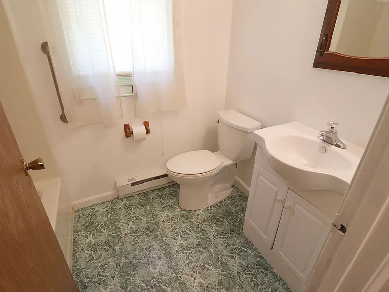 731 Oak St — Photo 14