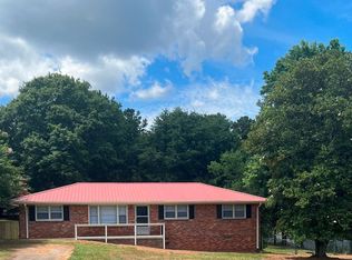 1890 Hog Mountain Rd, Watkinsville, GA 30677