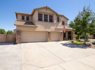 775 E Kapasi Ln, San Tan Valley, AZ 85140