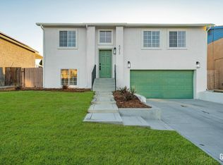 5012 Yellow Rose Ct, Bakersfield, CA 93307