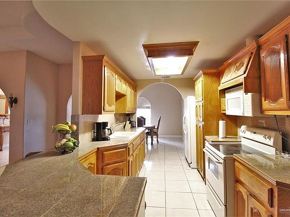 4th image of 240 Ebano Cir