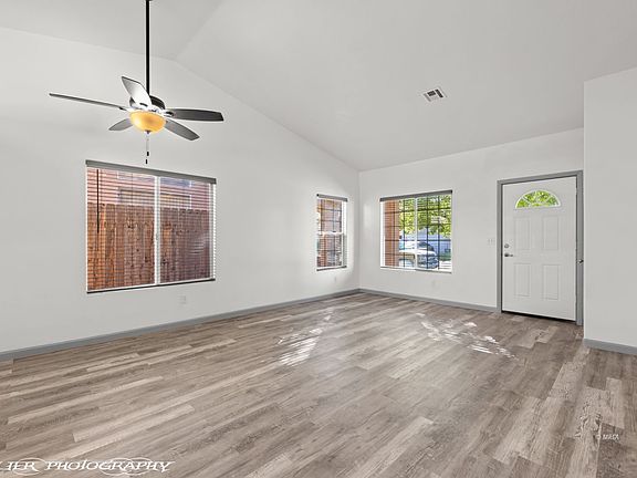 5th image of 887 Sandbar St