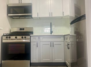 18 Signor St #12, East Hartford, CT 06108