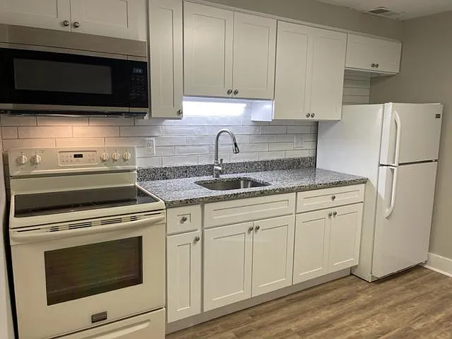 31 W Main St #2 — Photo 7