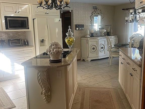 5th image of 12715 Cormorant Cove Ln