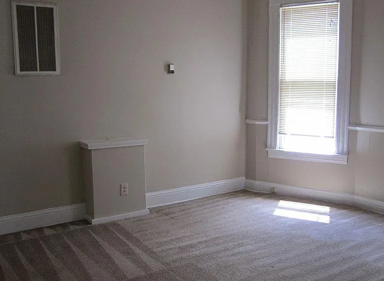 124 Hagerman Ct #1 — Photo 5
