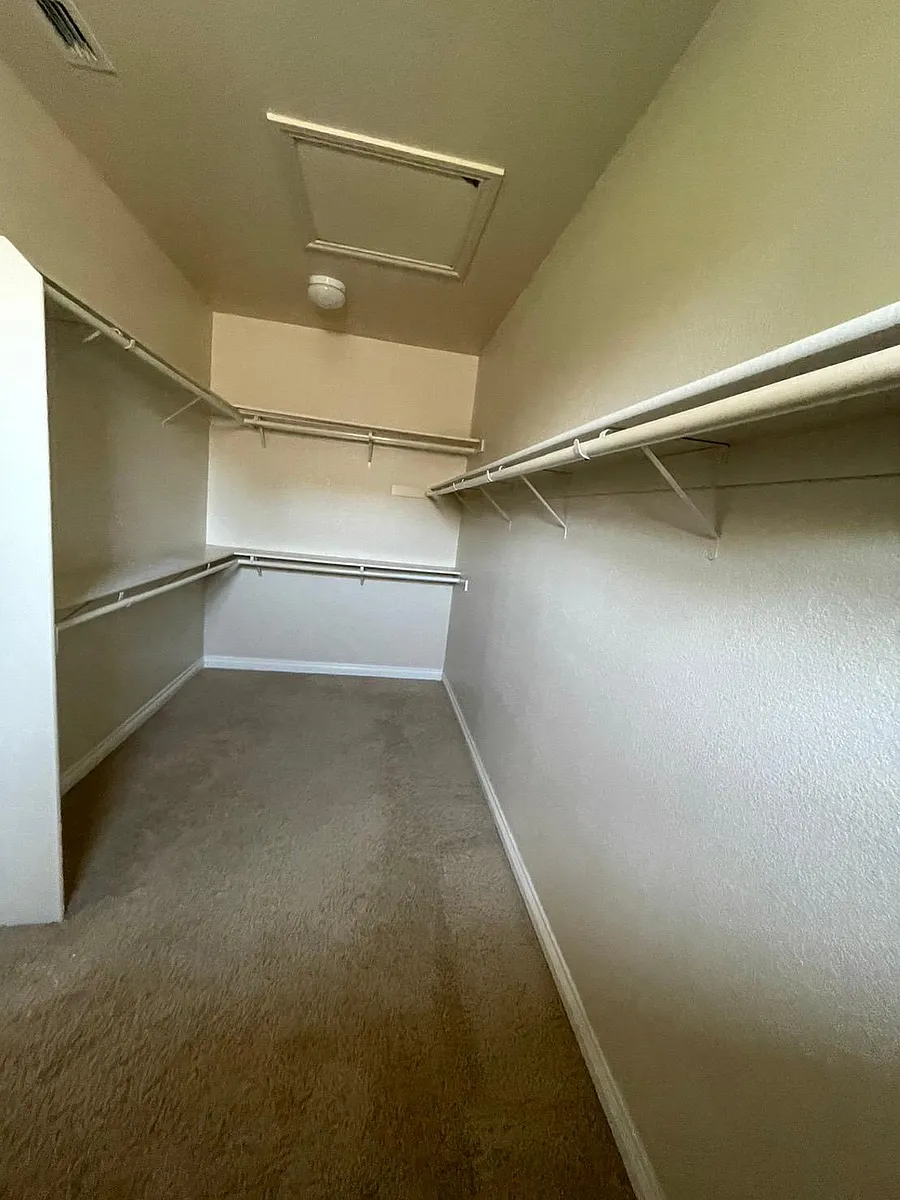Building Photo - 3713 Gibbons Pkwy