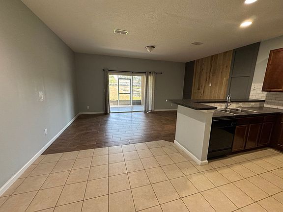 4th image of 13277 Ocean Mist Dr