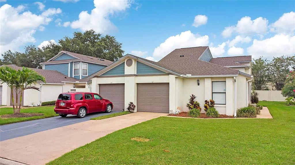 3 bed, 2.0 bath, 1234 sqft, $1,950 — Photo 2