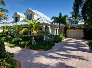 368 Hawser Ln, Naples, FL 34102