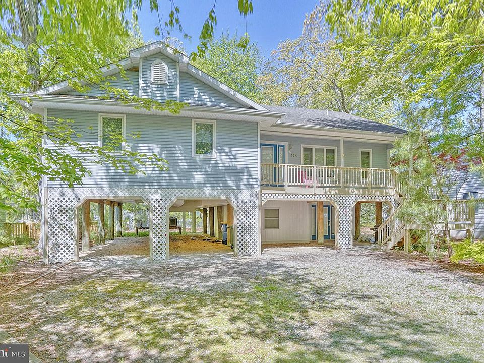 1st image of 526 Doral Dr