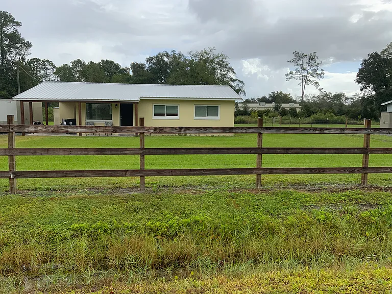 1475 Pacetti Rd — Photo 1