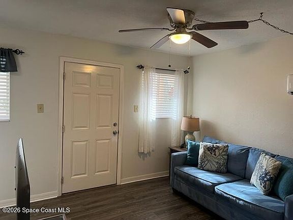 5th image of 211 Circle Dr APT 7A