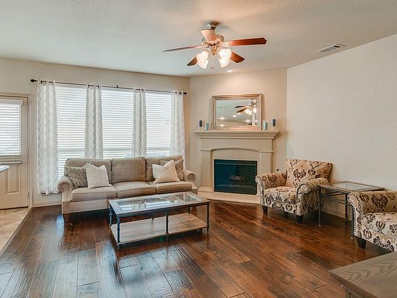 3rd image of 12825 Breckenridge Ct