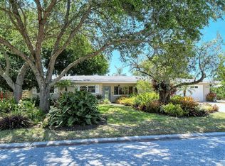2400 S Brink Ave, Sarasota, FL 34239