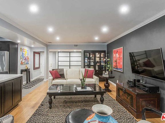 4th image of 7309 Franklin Ave APT 101