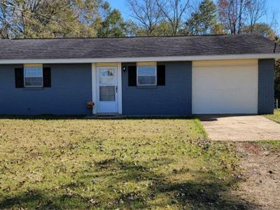 281 S Valley Rd, Poplarville, MS, 39470
