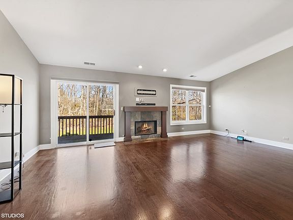 3rd image of 17152 W Cunningham Ct #6B