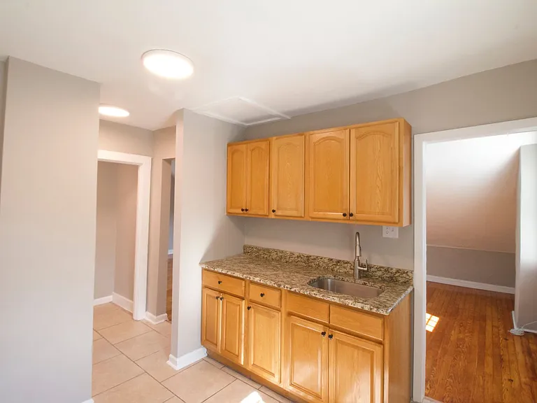 117 Chestnut St #E — Photo 5