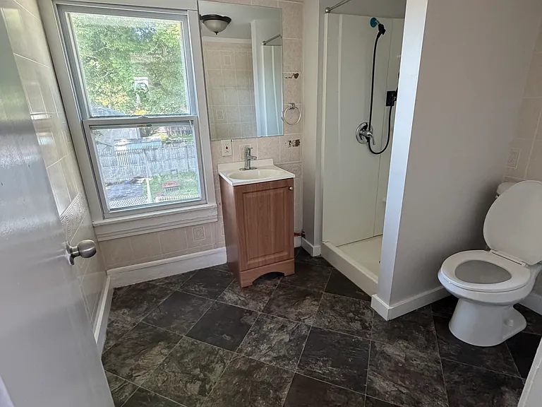 46 Clifton St #2 — Photo 4