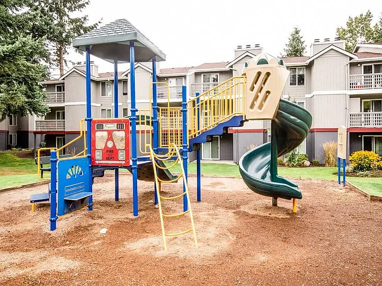 Notch 8 Apartments — Photo 22
