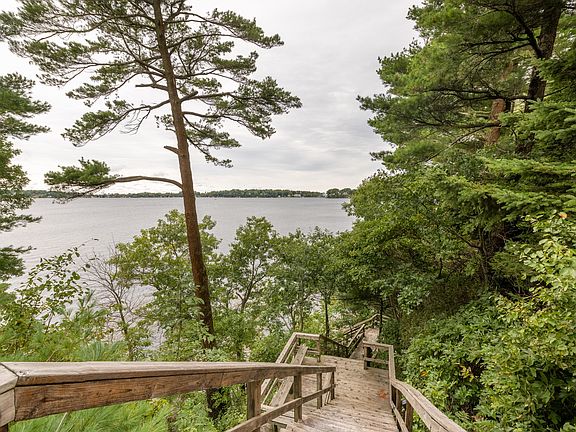 5th image of 6664 Lakefront