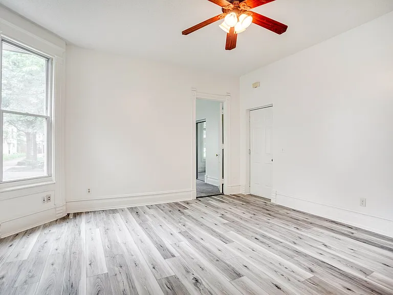 2713 Fremont Ave S #3 — Photo 6