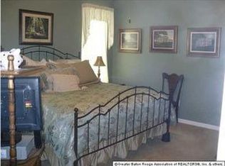 13505 Meadow Crossing Dr, Walker, LA 70785