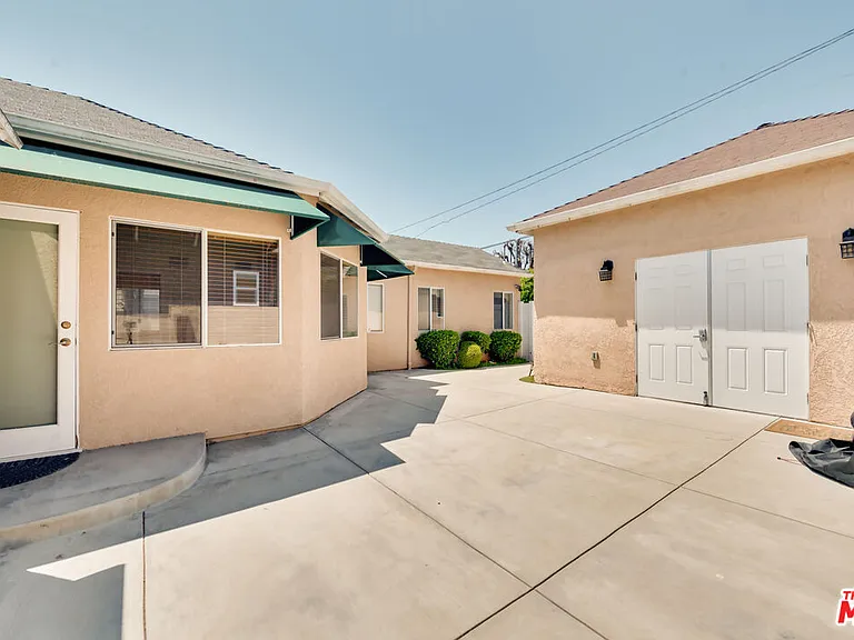 6335 W 85th Pl — Photo 20