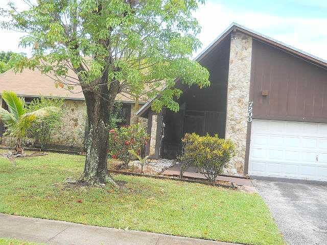 2nd image of 7201 NW 45th Ct