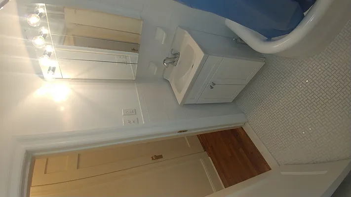 Rented by Metro Garden Realty NYC | media 11